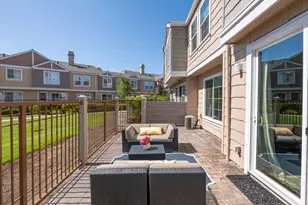 107 Positano Cir, Redwood City, CA 94065 - Photo 23