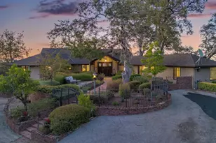 14942 Larga Vista Dr, Los Gatos, CA 95032 - Photo 1