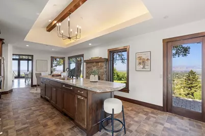 14942 Larga Vista Dr, Los Gatos, CA 95032 - Photo 19