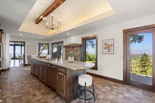 14942 Larga Vista Dr, Los Gatos, CA 95032 - Photo 19