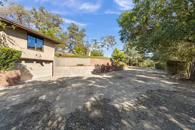 14942 Larga Vista Dr, Los Gatos, CA 95032 - Photo 29