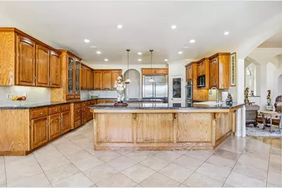 1515 S Ridgemark Dr, Hollister, CA 95023 - Photo 13