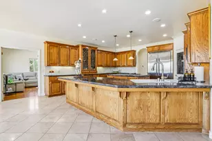 1515 S Ridgemark Dr, Hollister, CA 95023 - Photo 17