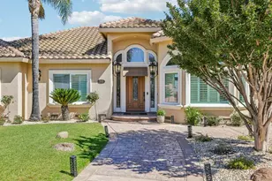 1515 S Ridgemark Dr, Hollister, CA 95023 - Photo 1
