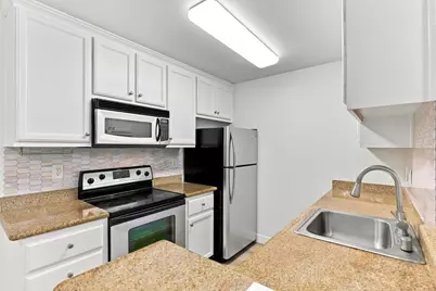 2695 Somerset Park Cir, San Jose, CA 95132 - Photo 11