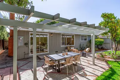 750 San Clemente Way, Mountain View, CA 94043 - Photo 23