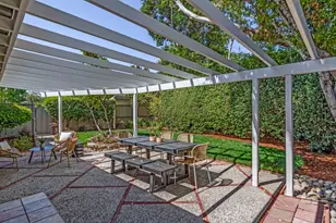 750 San Clemente Way, Mountain View, CA 94043 - Photo 21