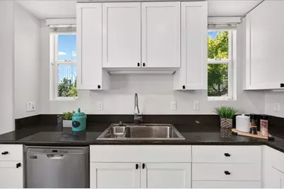 2695 Villa Cortona Way, San Jose, CA 95125 - Photo 13