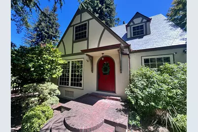 1470 Fernwood Dr, Oakland, CA 94611 - Photo 1