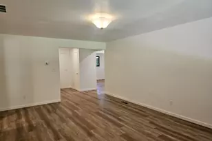 4418 Euclid Ave, Sacramento, CA 95822 - Photo 19
