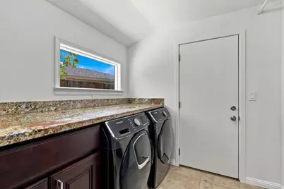 2843 Ivywood Ct, San Jose, CA 95121 - Photo 17