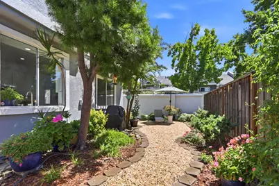 897 Windsor Hills Cir, San Jose, CA 95123 - Photo 45