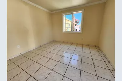 124 E Humboldt St, San Jose, CA 95112 - Photo 23