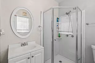 124 E Humboldt St, San Jose, CA 95112 - Photo 17