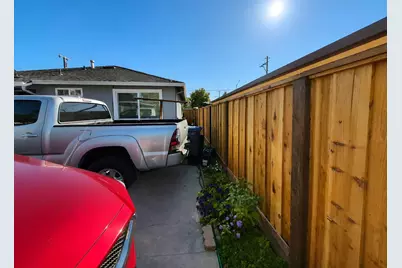 855 N 16th St, San Jose, CA 95112 - Photo 5