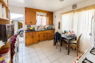 855 N 16th St, San Jose, CA 95112 - Photo 9