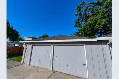 855 N 16th St, San Jose, CA 95112 - Photo 3