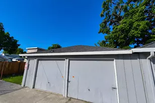 855 N 16th St, San Jose, CA 95112 - Photo 3