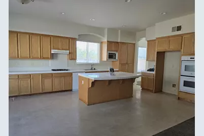 833 Branding Iron St, Oakdale, CA 95361 - Photo 11