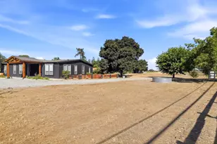 8885 New Ave, Gilroy, CA 95020 - Photo 39