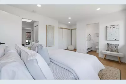 168 Granada Dr, Mountain View, CA 94043 - Photo 13