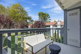 168 Granada Dr, Mountain View, CA 94043 - Photo 19