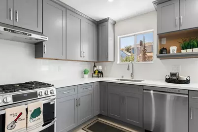 1737 McKinnon, San Francisco, CA 94124 - Photo 19
