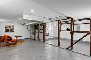 1737 McKinnon, San Francisco, CA 94124 - Photo 35