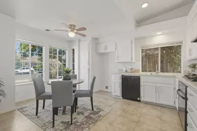 2151 Glarner St, Hollister, CA 95023 - Photo 3