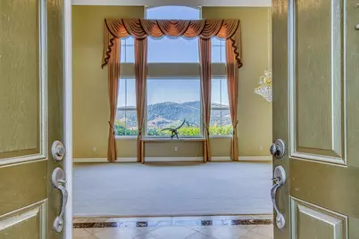 385 Via Vaquero Norte, San Juan Bautista, CA 95045 - Photo 9