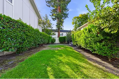 114 Granada Dr, Mountain View, CA 94043 - Photo 53