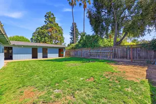 1466 Ben Roe Dr, Los Altos, CA 94024 - Photo 51