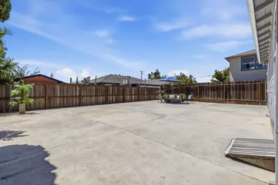 89 Santa Clara St, Watsonville, CA 95076 - Photo 23