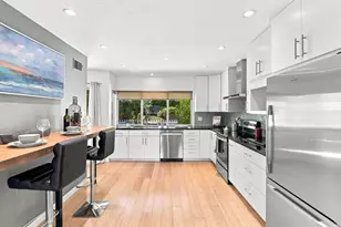 37 Weepingridge Ct, San Mateo, CA 94402 - Photo 9