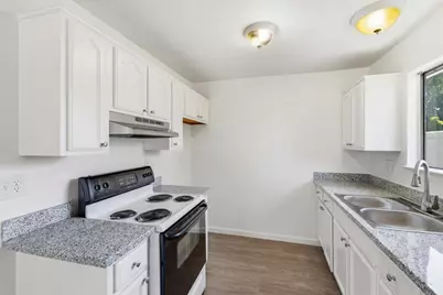 8711 Kelley Dr, Stockton, CA 95209 - Photo 9