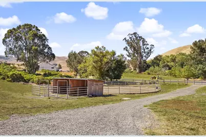 3678 Spurs Trl, American Canyon, CA 94503 - Photo 63