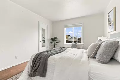 93 Muirwood Dr, Daly City, CA 94014 - Photo 27