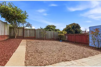 93 Muirwood Dr, Daly City, CA 94014 - Photo 35
