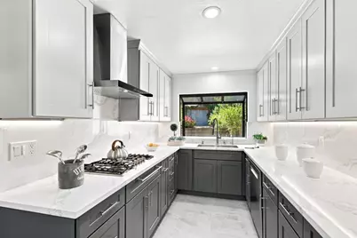 22890 Cricket Hill Rd, Cupertino, CA 95014 - Photo 13