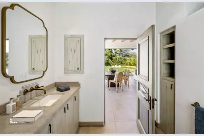 810 Lombardi Ln, Hillsborough, CA 94010 - Photo 41