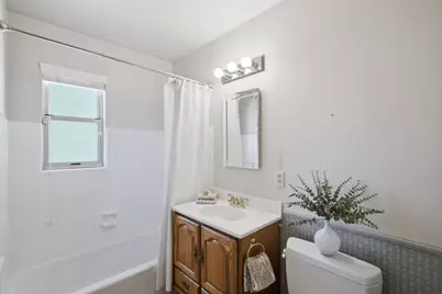 995 Melbourne Blvd, San Jose, CA 95116 - Photo 29
