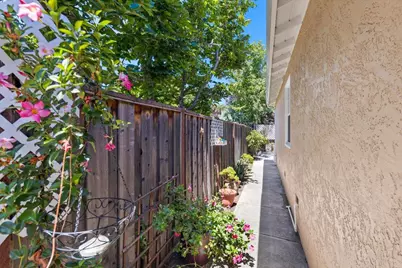 3523 Page St, Redwood City, CA 94063 - Photo 27