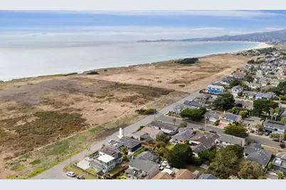 817 Railroad Ave, Half Moon Bay, CA 94019 - Photo 3
