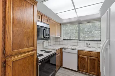 Atrium Dr, Saratoga, CA 95070 - Photo 13