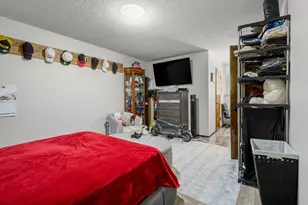 1128 Oakmont Dr, San Jose, CA 95117 - Photo 37