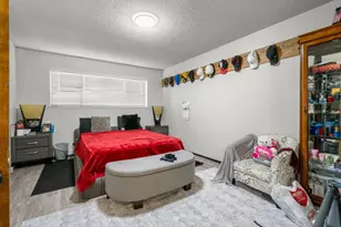 1128 Oakmont Dr, San Jose, CA 95117 - Photo 35