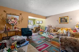 1128 Oakmont Dr, San Jose, CA 95117 - Photo 57