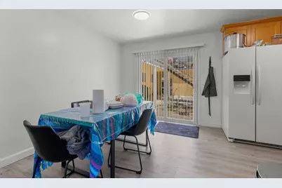 1128 Oakmont Dr, San Jose, CA 95117 - Photo 17