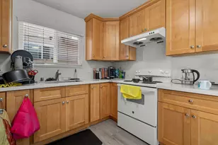 1128 Oakmont Dr, San Jose, CA 95117 - Photo 15