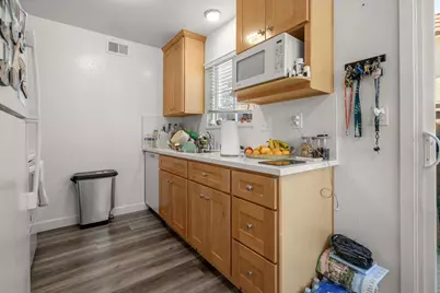 3330 Cabrillo Ave, Santa Clara, CA 95051 - Photo 11